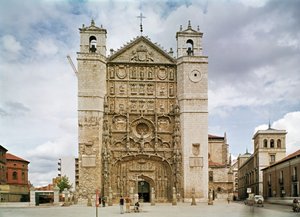 Exterior view of the west facade, 15th-17th century